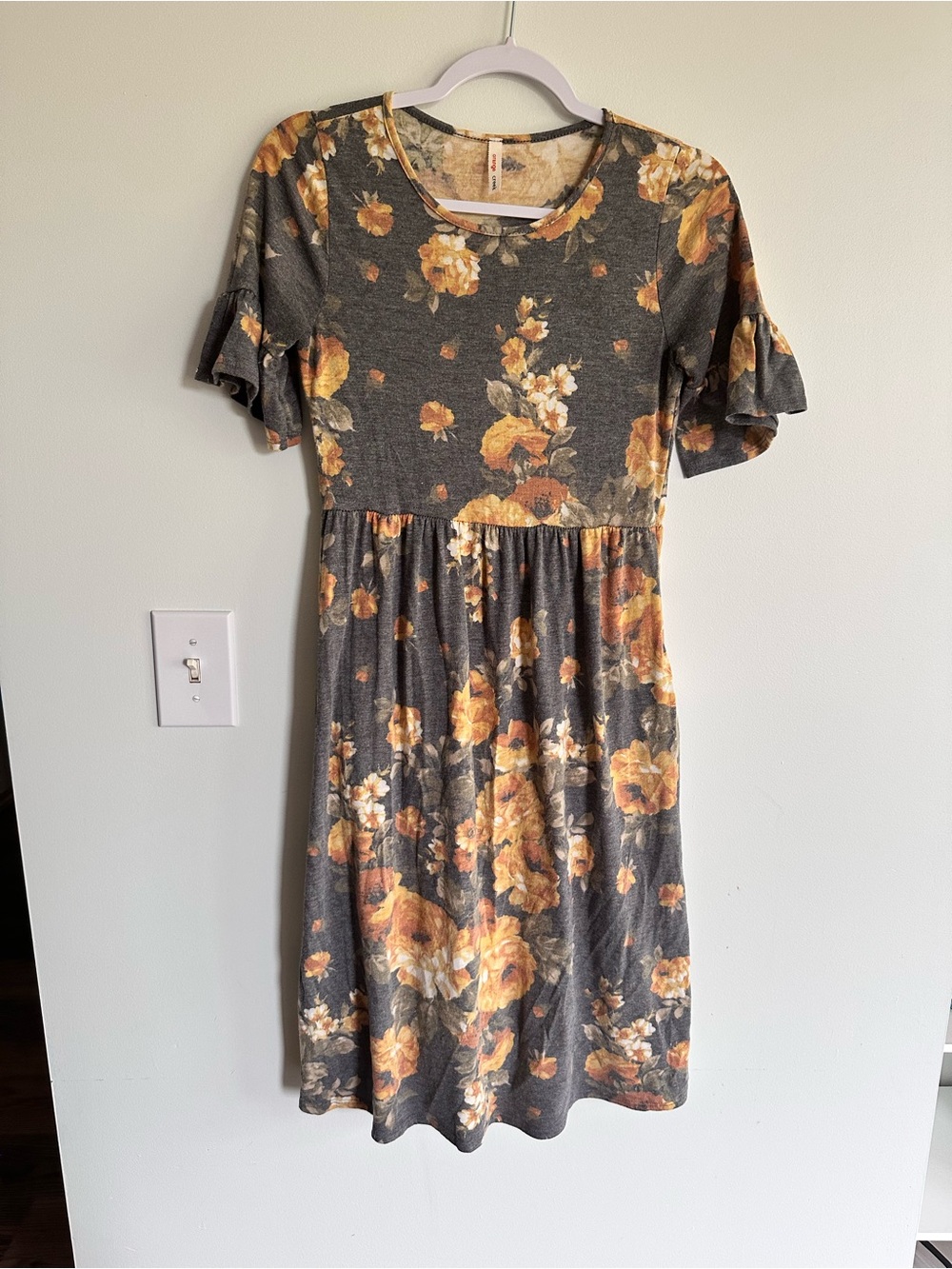 Orange Creek Women's Gray Floral Midi Dress with Ruffle Sleeves & Pockets Casual